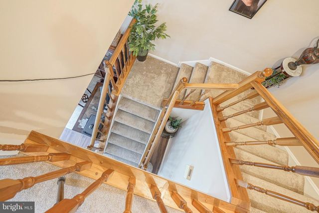 910 THOREAU LN, Williamstown, NJ 08094