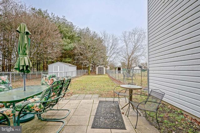 910 THOREAU LN, Williamstown, NJ 08094