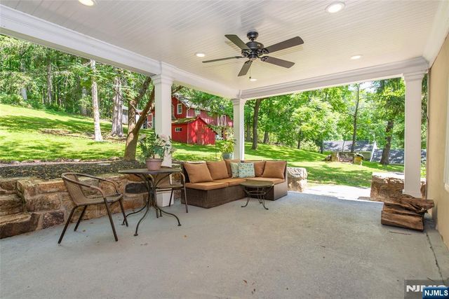 159 Mountainside Road, Mendham Township, NJ 07945