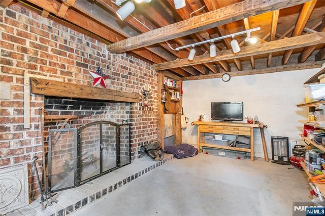 159 Mountainside Road, Mendham Township, NJ 07945