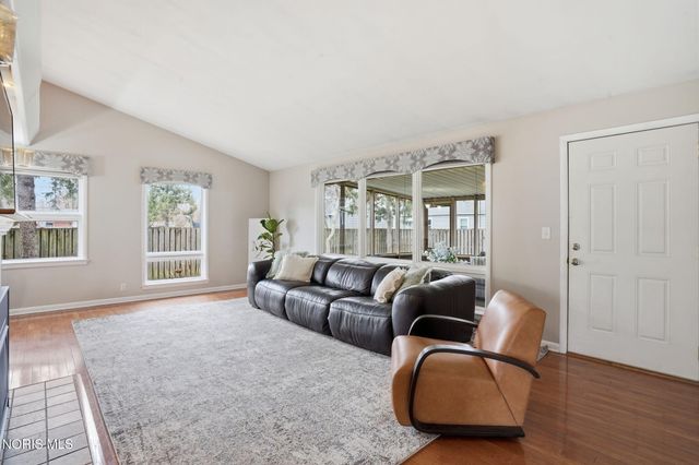 1638 Westview Drive, Findlay, OH 45840