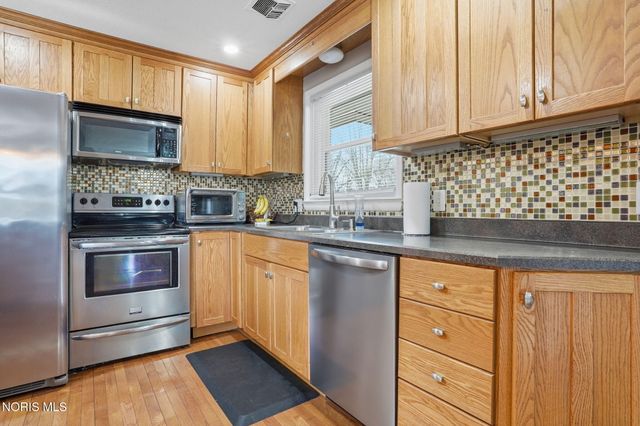 1638 Westview Drive, Findlay, OH 45840