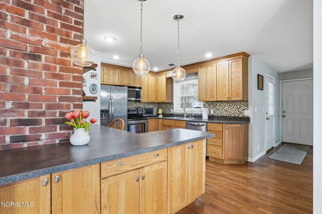 1638 Westview Drive, Findlay, OH 45840