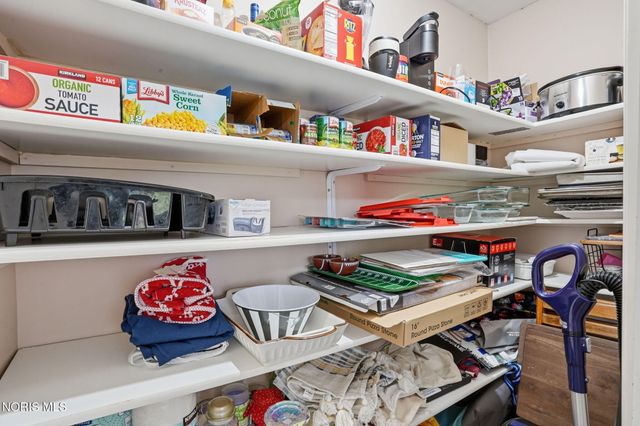 1638 Westview Drive, Findlay, OH 45840