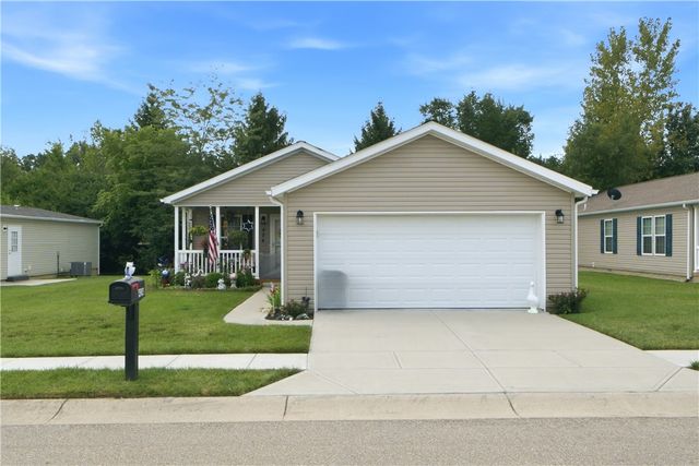 424 Park Hills Crossing, Fairborn, OH 45324