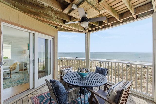 9000 Palmetto Drive 204 B, Isle Of Palms, SC 29451