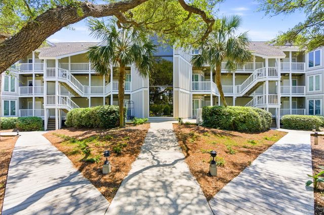 9000 Palmetto Drive 204 B, Isle Of Palms, SC 29451