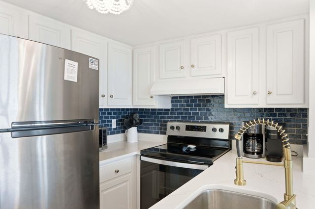 9000 Palmetto Drive 204 B, Isle Of Palms, SC 29451