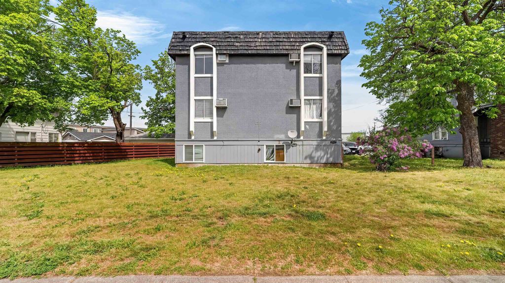 1717 E Mission Ave, Spokane, WA 99202 photo 2