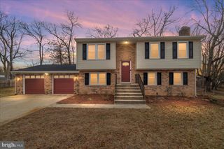 9008 TOWNSEND LN, Clinton, MD 20735