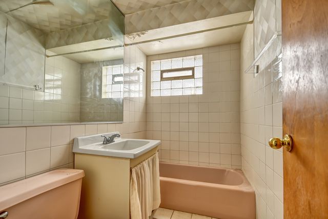 8437 S King Drive, Chicago, IL 60619