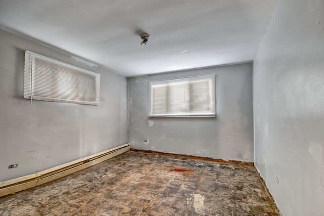 8437 S King Drive, Chicago, IL 60619