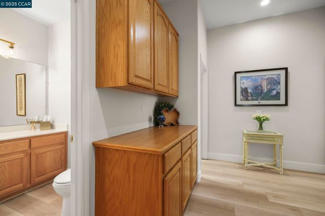 346 Gladstone Dr, Brentwood, CA 94513