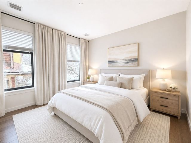 455 Harvard Street 306, Brookline, MA 02446