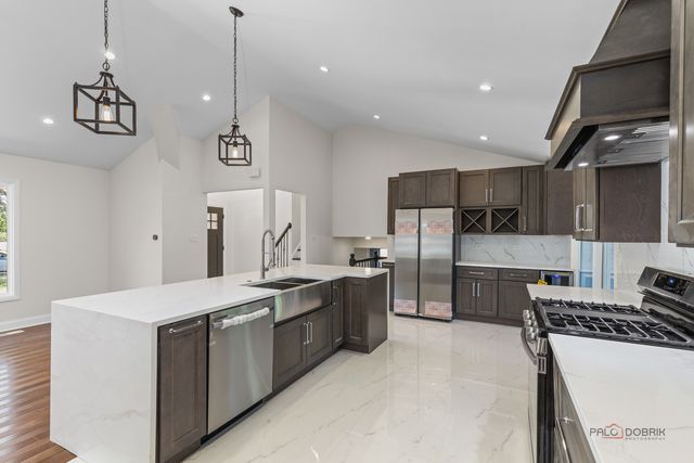 14739 Maple Avenue, Orland Park, IL 60462