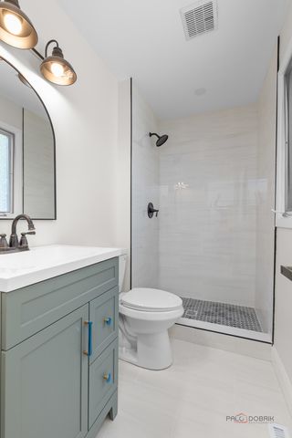 14739 Maple Avenue, Orland Park, IL 60462