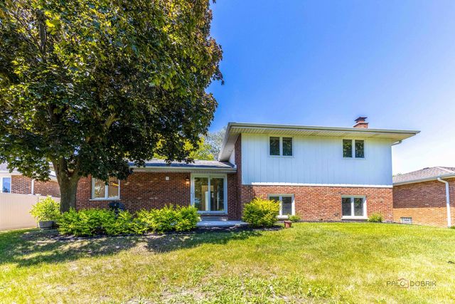 14739 Maple Avenue, Orland Park, IL 60462