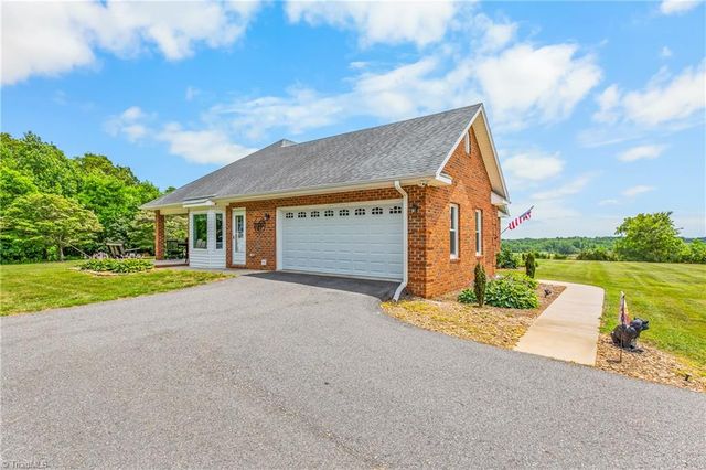 836 Bear Trail, Cana, VA 24317