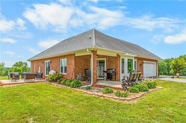 836 Bear Trail, Cana, VA 24317