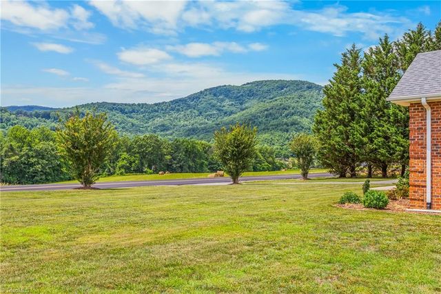 836 Bear Trail, Cana, VA 24317