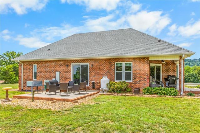 836 Bear Trail, Cana, VA 24317