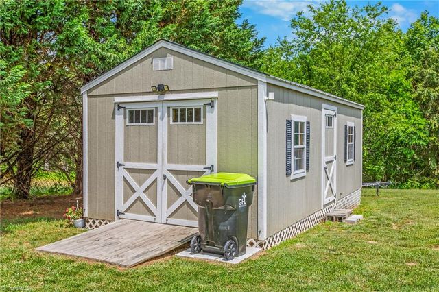 836 Bear Trail, Cana, VA 24317