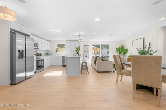 12035 N GOLDENROD Circle N, Jacksonville, FL 32246