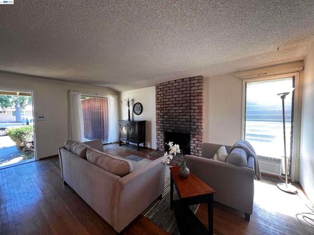 4333 Brookwood Ave., Fremont, CA 94538