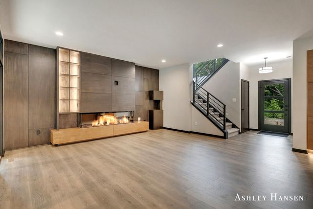 8332 Ramsdell Drive NE, Rockford, MI 49341