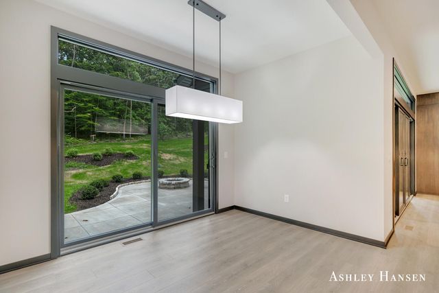 8332 Ramsdell Drive NE, Rockford, MI 49341