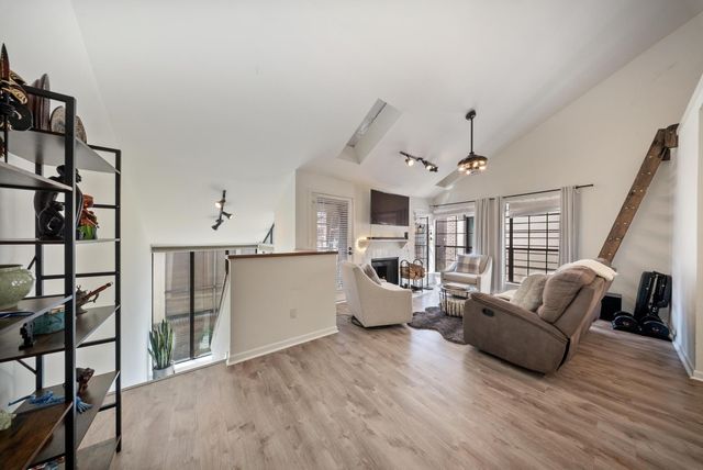 4904 Feagan Street 1, Houston, TX 77007