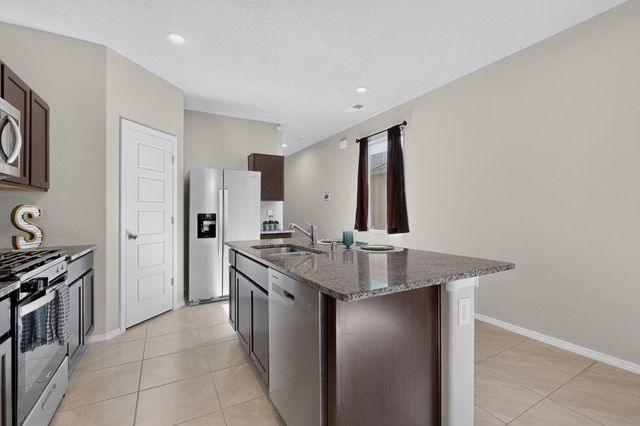 10704 Hopewell Lane SW, Albuquerque, NM 87121