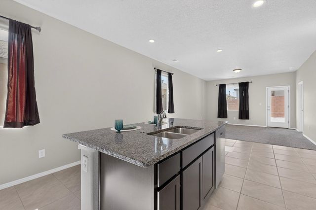 10704 Hopewell Lane SW, Albuquerque, NM 87121