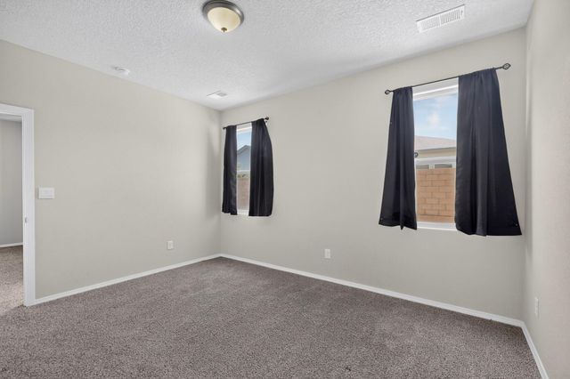 10704 Hopewell Lane SW, Albuquerque, NM 87121