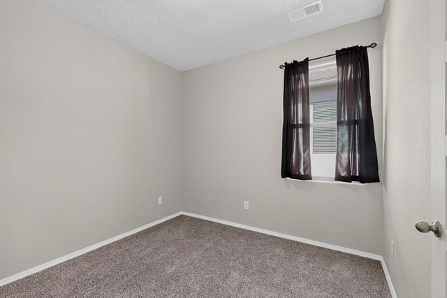 10704 Hopewell Lane SW, Albuquerque, NM 87121
