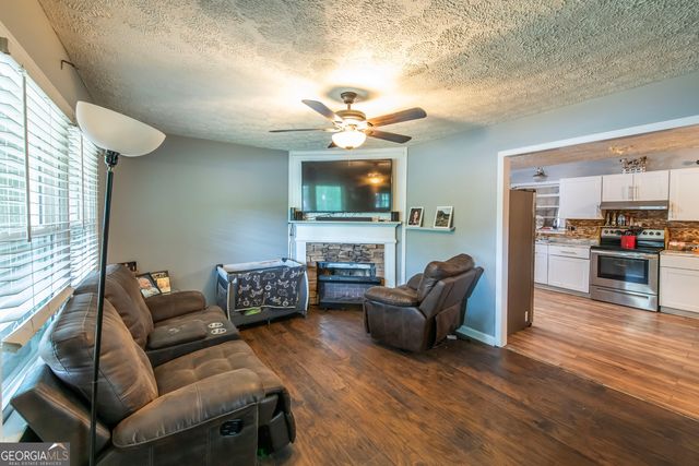 303 Wildwood Drive, Dallas, GA 30132