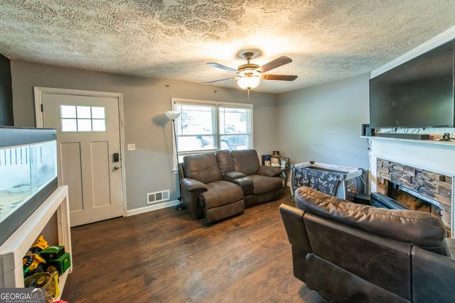 303 Wildwood Drive, Dallas, GA 30132