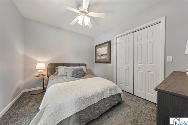702 N Broad Street, Mankato, MN 56001
