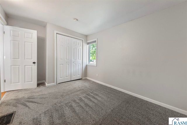702 N Broad Street, Mankato, MN 56001