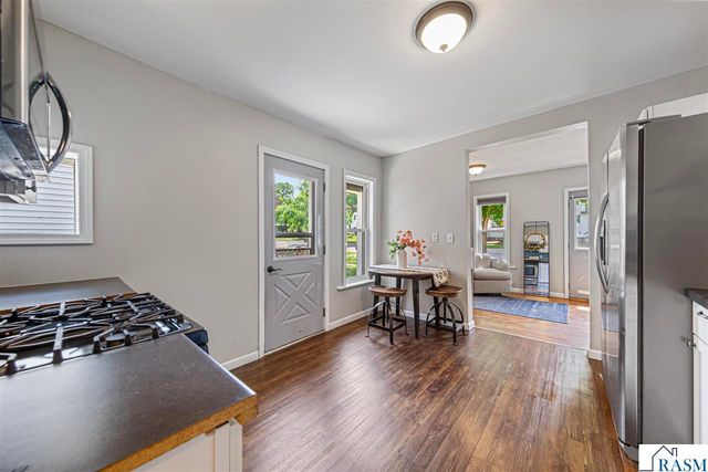 702 N Broad Street, Mankato, MN 56001