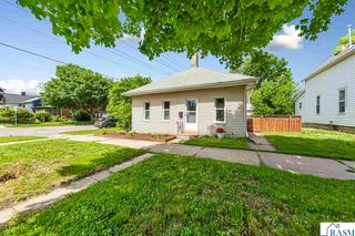 702 N Broad Street, Mankato, MN 56001