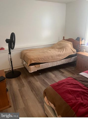 6 SHAMROCK AVE, New Castle, DE 19720