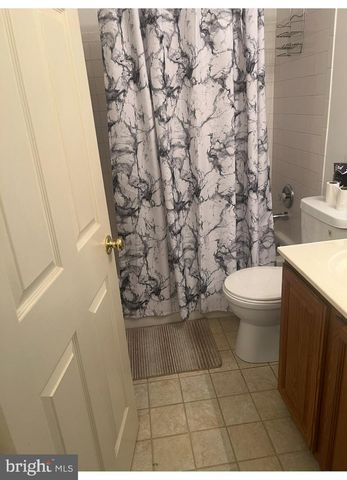 6 SHAMROCK AVE, New Castle, DE 19720