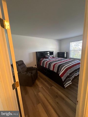 6 SHAMROCK AVE, New Castle, DE 19720