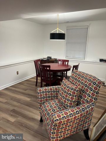 6 SHAMROCK AVE, New Castle, DE 19720