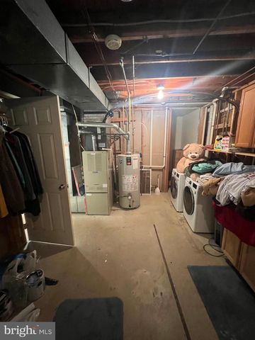 6 SHAMROCK AVE, New Castle, DE 19720