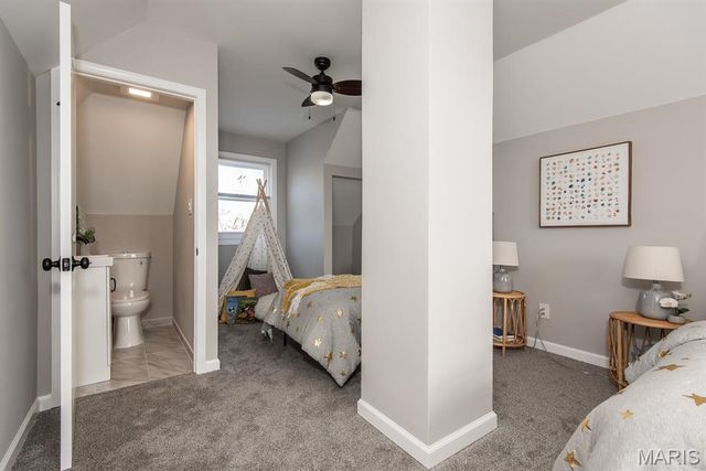 4533 Ray Avenue, St Louis, MO 63116