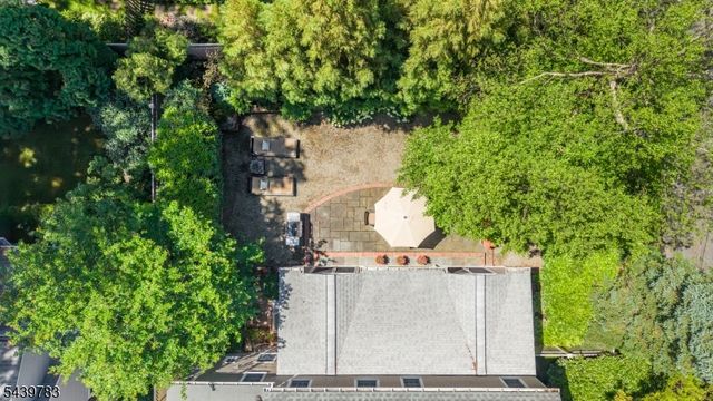 44 Wellington Ave, Millburn Twp., NJ 07078