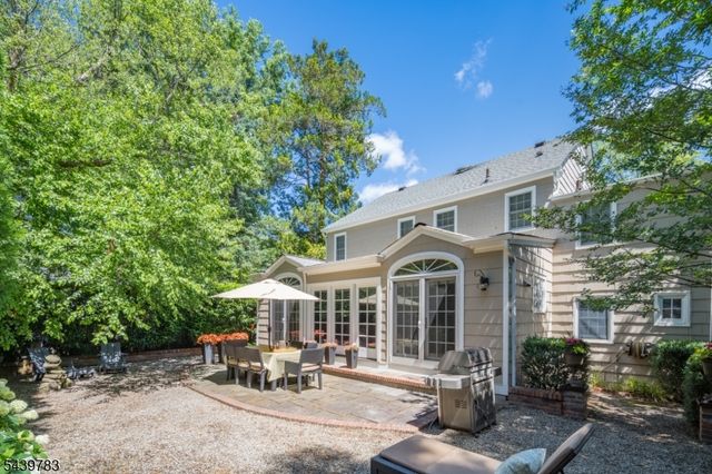 44 Wellington Ave, Millburn Twp., NJ 07078