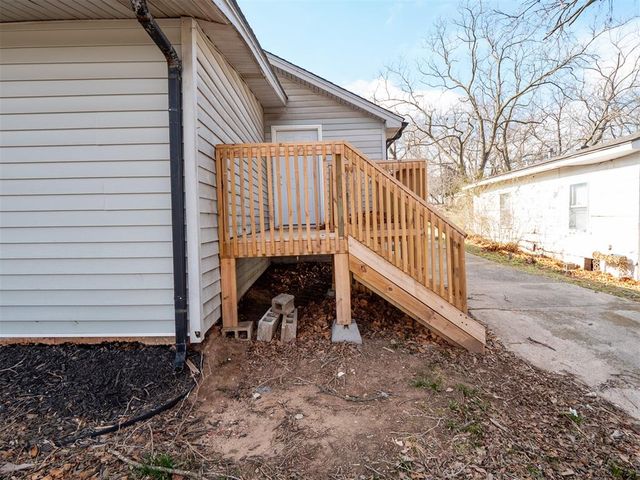 628 S Philadelphia Avenue, Shawnee, OK 74801